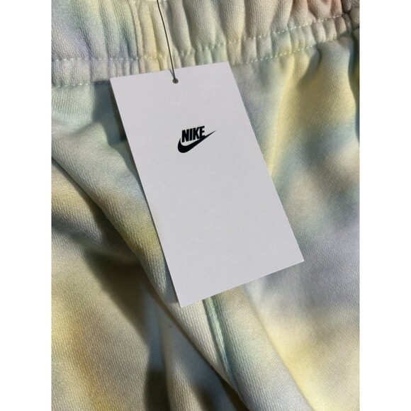 Nike Sportswear Club Fleece Joggers Large Tie-Dye Pastel Embroidered Logo NWT - Picture 6 of 6